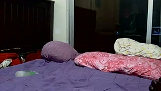 Snapshot of Rimi_luna69 chatting on June 30, 3:40 am Rimi luna69 online show from June 30, 3:40 am