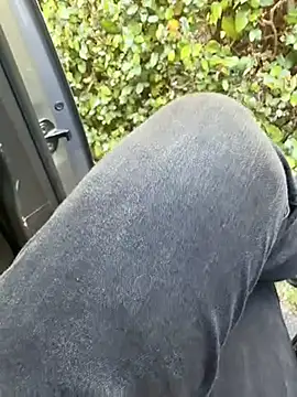 Davvidsm online show from February 24, 2:04 pm