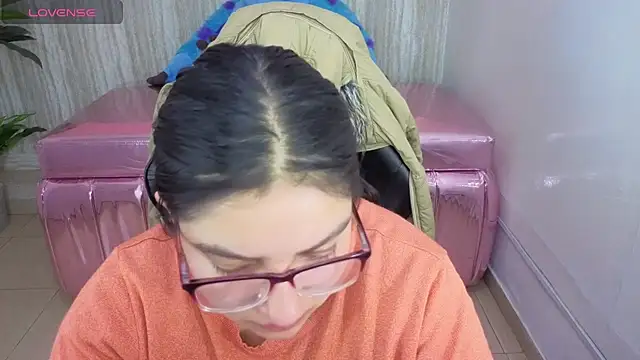 eva smit t online show from February 28, 2:34 am