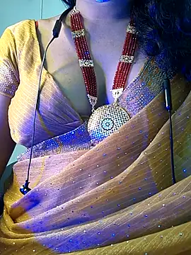 Preeti345 online show from July 24, 3:10 pm