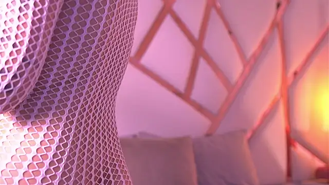 Sophie-velvet online show from June 9, 7:47 pm