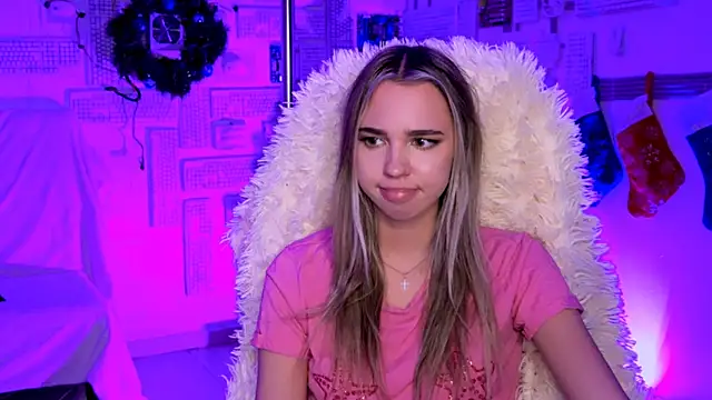 KimPorins online show from January 17, 5:49 pm