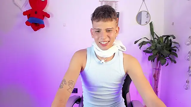 Jasson    online show from April 28, 7:52 pm