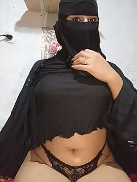Snapshot of -Batta- chatting on July 4, 12:17 am -Batta- online show from July 4, 12:17 am