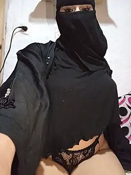 Snapshot of -Batta- chatting on July 15, 8:47 pm -Batta- online show from July 15, 8:47 pm