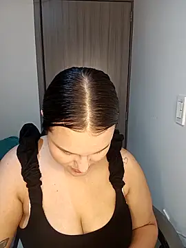 Valeriaa 21 online show from June 12, 5:45 pm