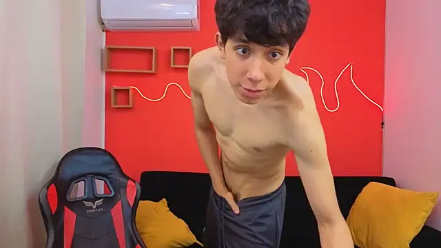 Neo Twink online show from May 1, 7:07 pm