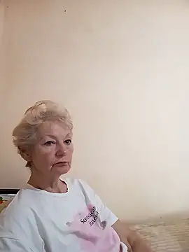 Snapshot of Calypso-Loove chatting on May 8, 12:54 pm Calypso-Loove online show from May 8, 12:54 pm