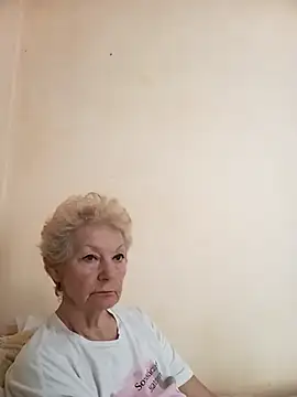 Snapshot of Calypso-Loove chatting on May 9, 12:32 pm Calypso-Loove online show from May 9, 12:32 pm