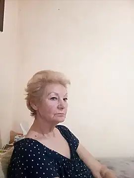 Snapshot of Calypso-Loove chatting on May 14, 1:51 pm Calypso-Loove online show from May 14, 1:51 pm