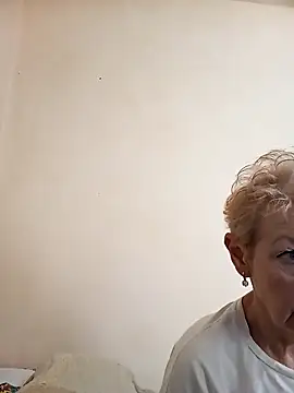 Snapshot of Calypso-Loove chatting on May 27, 10:01 am Calypso-Loove online show from May 27, 10:01 am