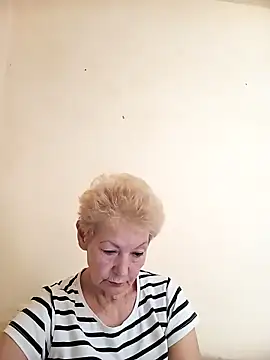 Snapshot of Calypso-Loove chatting on May 28, 10:12 am Calypso-Loove online show from May 28, 10:12 am