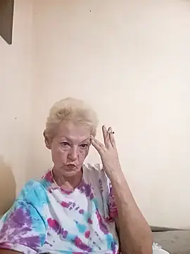 Snapshot of Calypso-Loove chatting on June 13, 4:27 pm Calypso-Loove online show from June 13, 4:27 pm