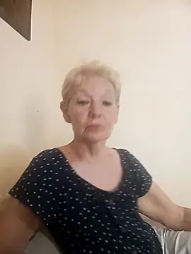 Snapshot of Calypso-Loove chatting on June 21, 1:24 pm Calypso-Loove online show from June 21, 1:24 pm