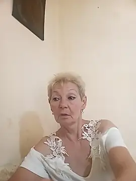Snapshot of Calypso-Loove chatting on June 23, 10:02 am Calypso-Loove online show from June 23, 10:02 am