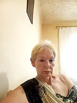 Snapshot of Calypso-Loove chatting on July 15, 3:28 pm Calypso-Loove online show from July 15, 3:28 pm