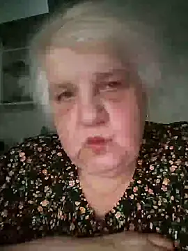 HapinessLovee online show from April 2, 3:53 pm