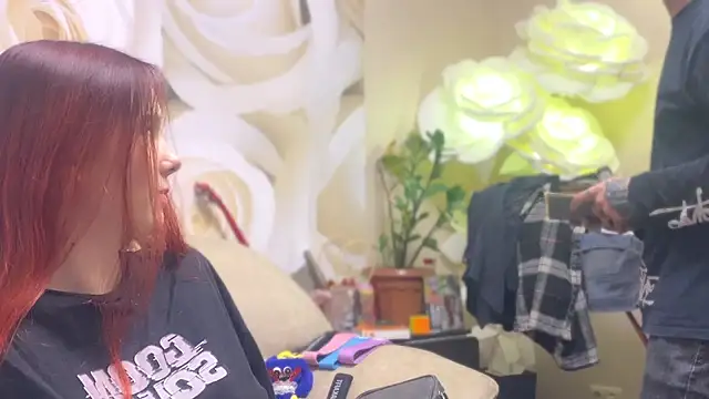 MJ and Peter online show from December 5, 1:52 pm