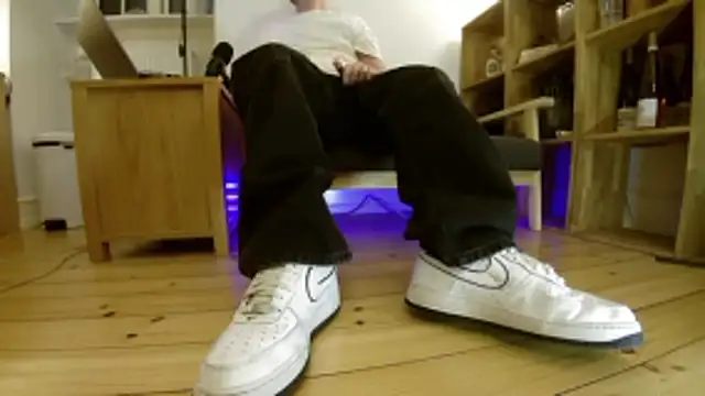 jonas camboy online show from February 24, 5:22 pm