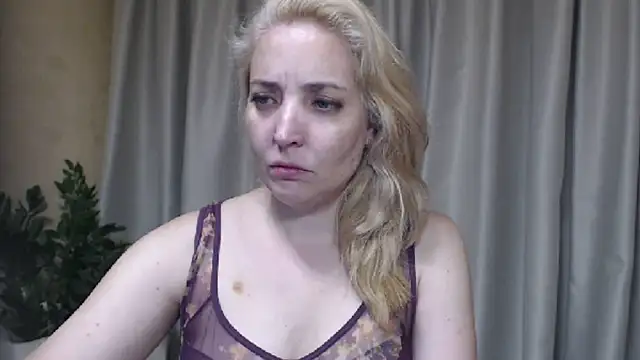 sweetpussy online show from July 25, 3:53 pm