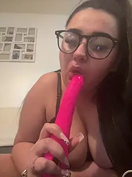 Wild Busty Niyah XX online show from February 1, 9:24 pm