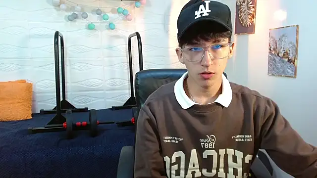 jeremy job online show from January 7, 11:23 am