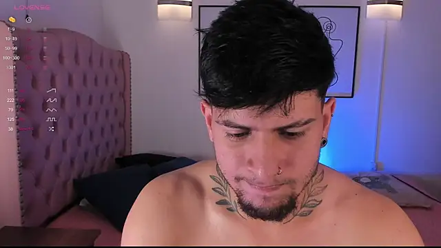 vaalentiino online show from February 26, 7:35 pm