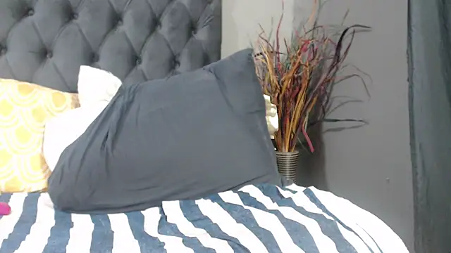 BasellBlue online show from February 13, 12:50 am