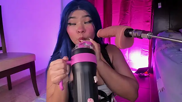 MarilinMorgan online show from December 18, 5:13 am