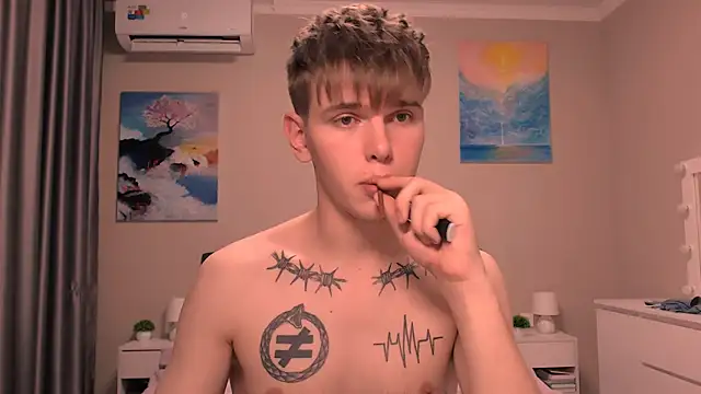 Fredd Xanders online show from December 13, 8:14 pm