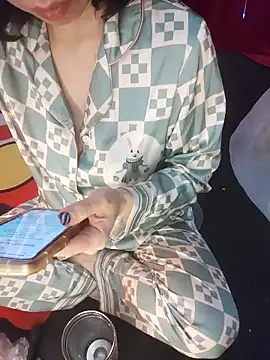 Alone nothing online show from February 2, 3:44 pm