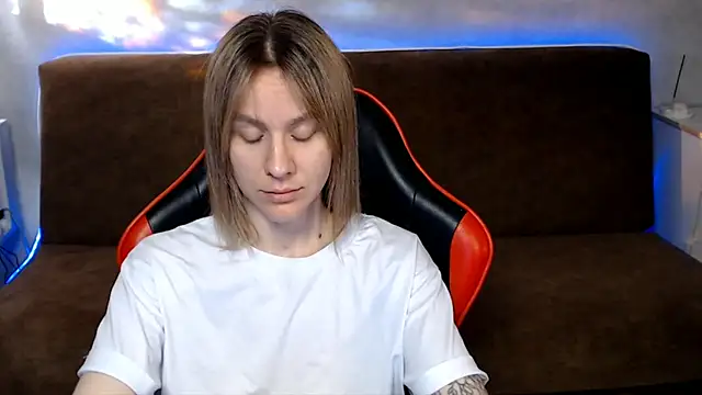 MiaBun1 online show from June 20, 9:56 am