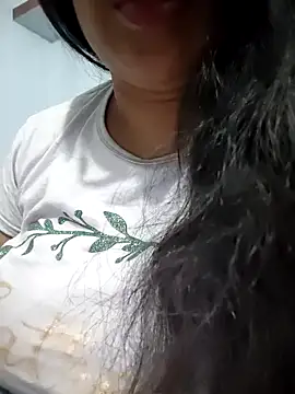 Snapshot of telugupravalli chatting on February 5, 3:11 am telugupravalli online show from February 5, 3:11 am