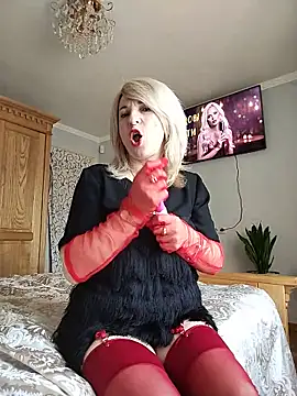 AhlyssaLove1155 online show from May 24, 6:18 am
