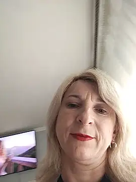 AhlyssaLove1155 online show from May 27, 3:20 pm