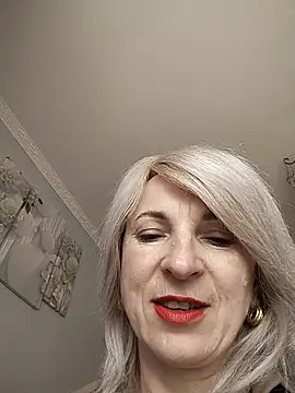 AhlyssaLove1155 online show from June 7, 12:53 pm