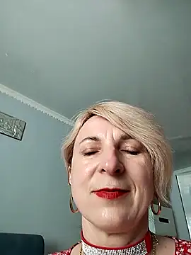AhlyssaLove1155 online show from June 24, 2:27 pm