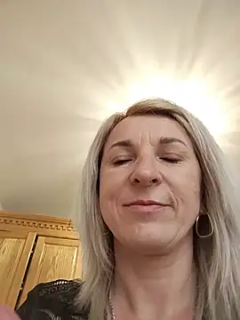 AhlyssaLove1155 online show from July 5, 5:31 pm