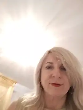 AhlyssaLove1155 online show from July 8, 9:19 pm