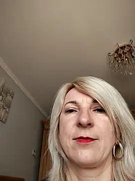 AhlyssaLove1155 online show from July 16, 3:07 pm