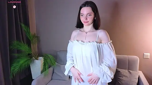 Snapshot of MaryHarris chatting on December 16, 1:32 am MaryHarris online show from December 16, 1:32 am