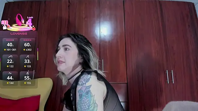 carly grasso online show from November 3, 12:06 pm