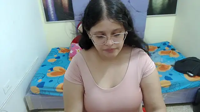 Snapshot of angel_barbie chatting on April 28, 4:01 pm angel barbie online show from April 28, 4:01 pm