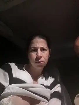 coupledeea online show from December 16, 8:58 pm