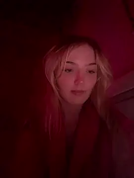Snapshot of sabrinasss_ chatting on January 15, 8:08 am sabrinasss online show from January 15, 8:08 am