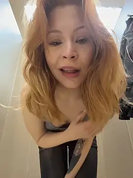  Little Ginger online show from April 26, 4:10 am