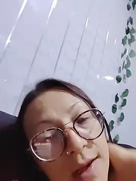 Snapshot of Susana_Rojas chatting on February 28, 4:02 am Susana Rojas online show from February 28, 4:02 am