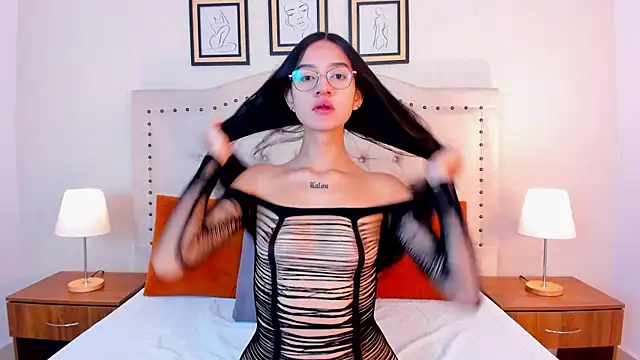 sara stonems online show from February 12, 12:33 pm