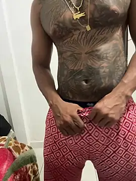 Snapshot of Chris5988 chatting on April 2, 1:58 am Chris5988 online show from April 2, 1:58 am