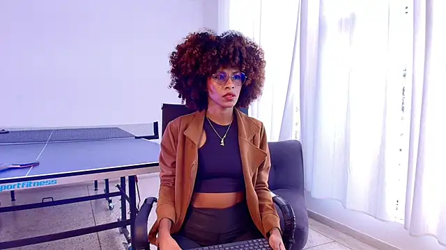 NaomiClay online show from April 27, 12:36 pm